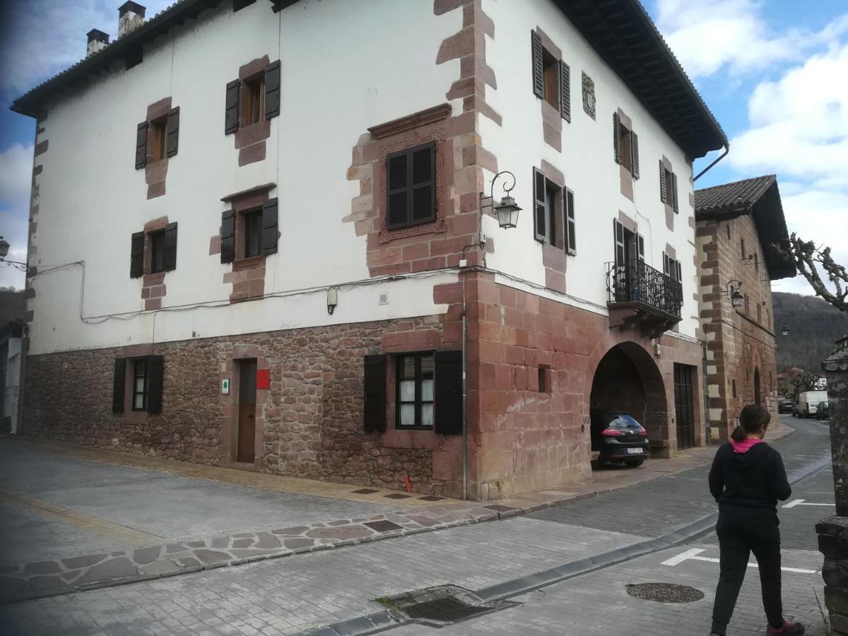 Txarrenea Appartement Elizondo Buitenkant foto